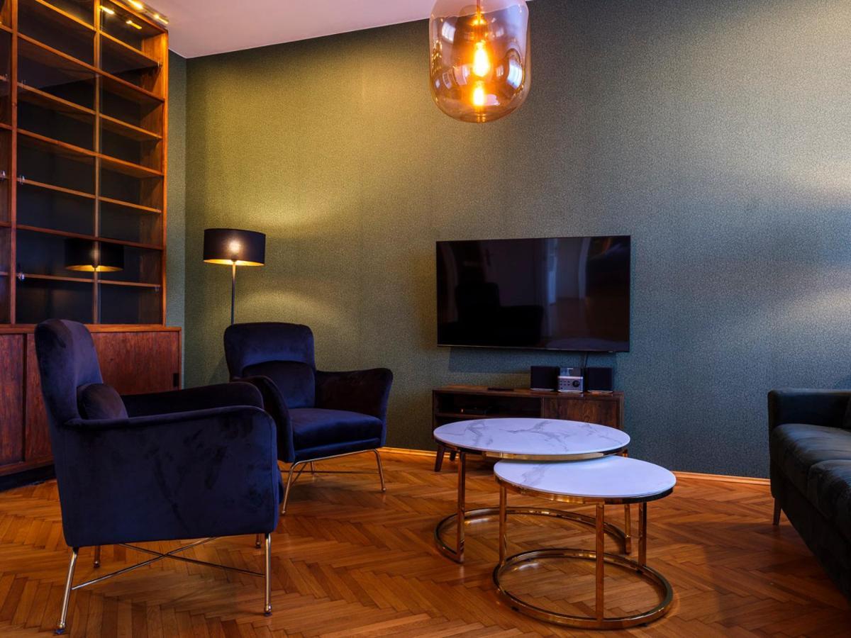 Tyzenhauz Grand Apartaments Краков Экстерьер фото