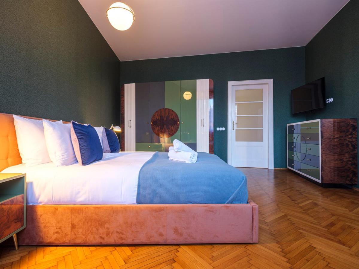 Tyzenhauz Grand Apartaments Краков Номер фото