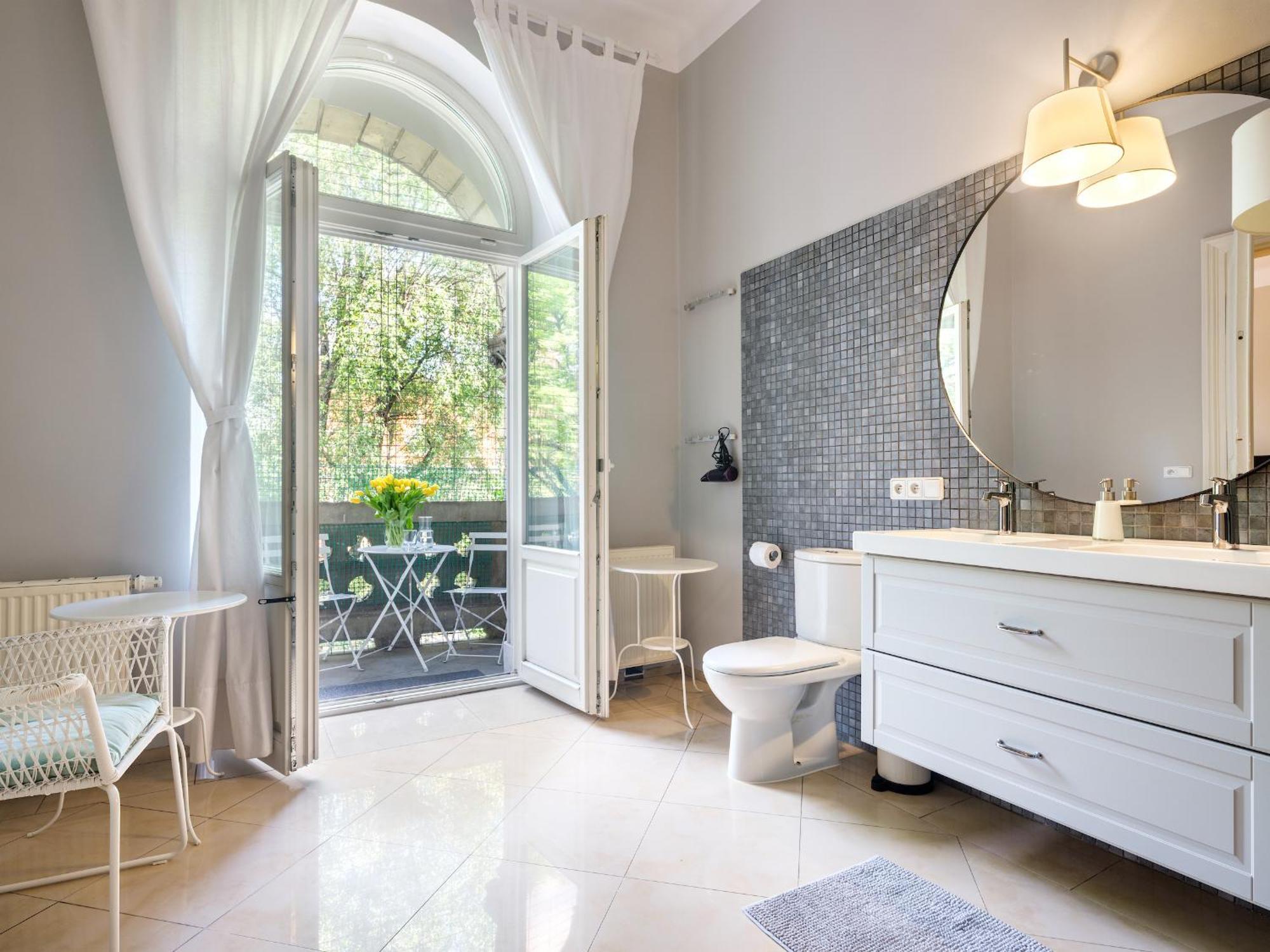 Tyzenhauz Grand Apartaments Краков Экстерьер фото